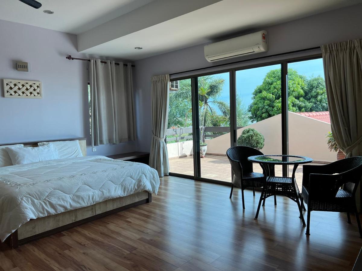 Melaka Beachfront Villa With Pool Екстер'єр фото